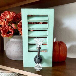 Shutter Style Hook Wall Hanging